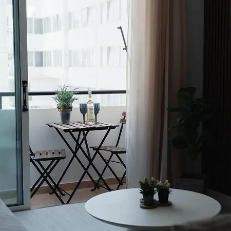 Serene 2br Mackenzie 5 Min Walk To The